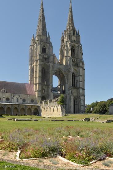 Abbaye saint jean des vignes 7
